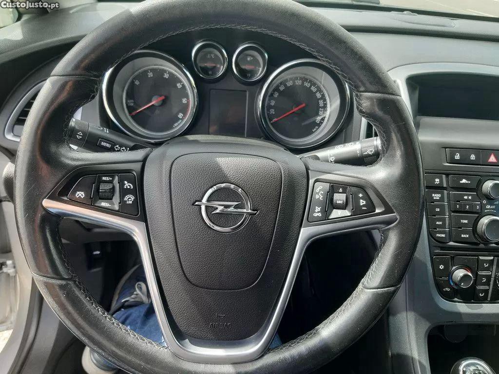 Opel Astra 1.3 cdti cosmo s/s 104g — fotografia 11