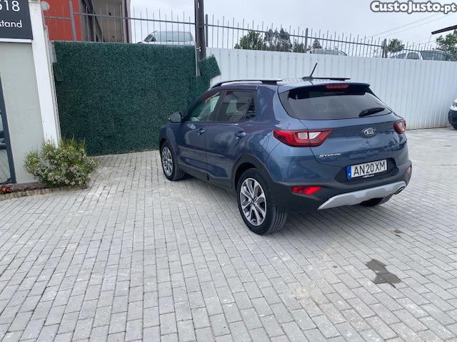 Kia Stonic 1.0 T-GDI 100 Cv — fotografia 7