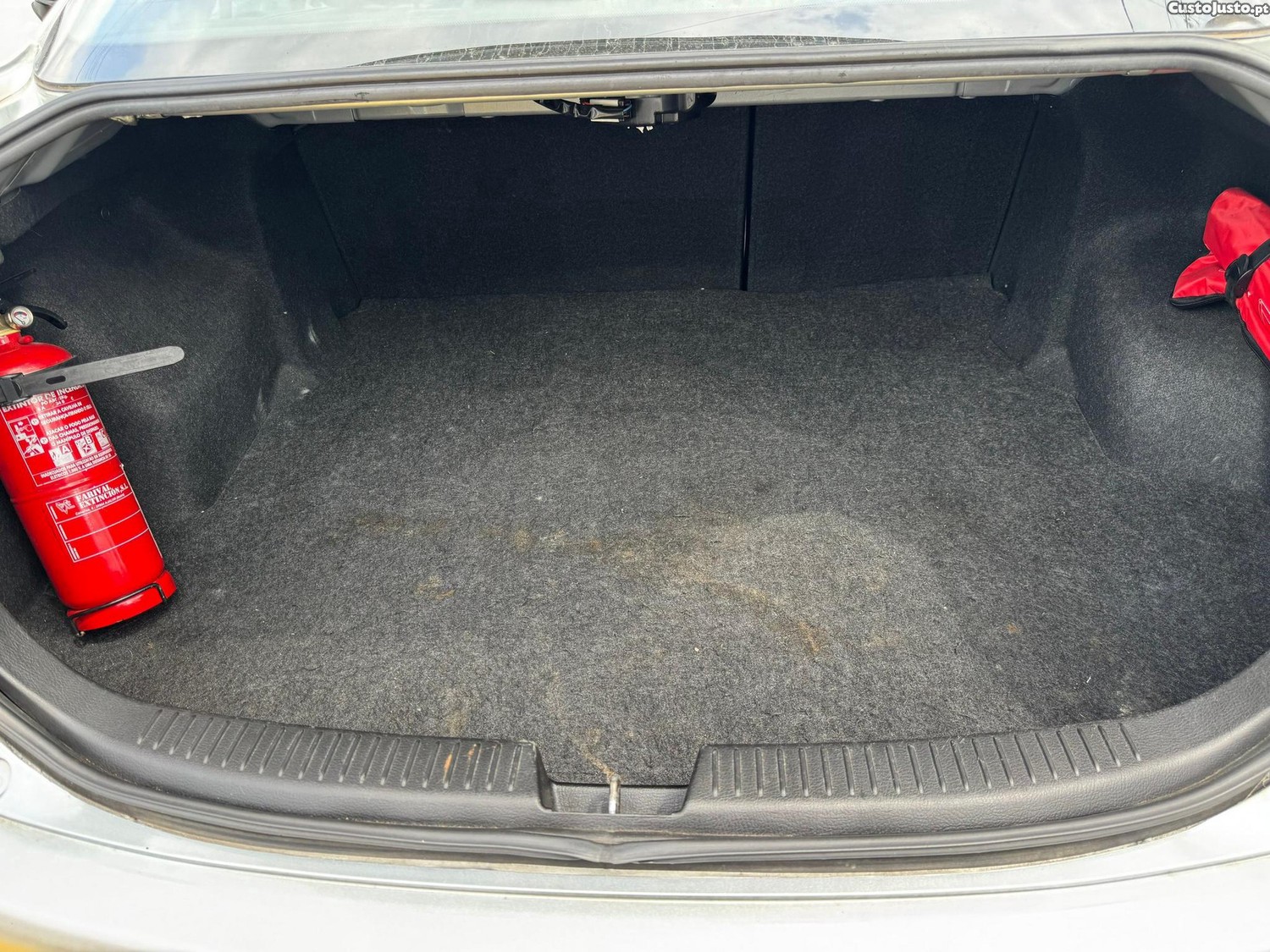 Mazda 6 2.0 MZR-CD Exclusive — fotografia 3