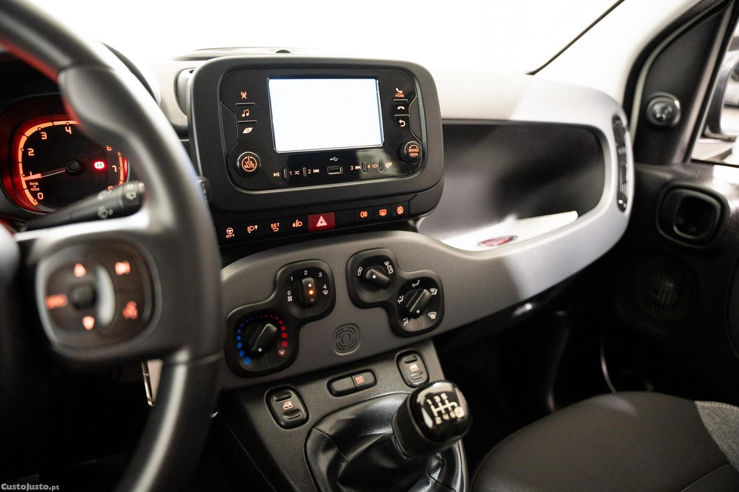 Fiat Panda 1.0 Hybrid City Life — fotografia 7