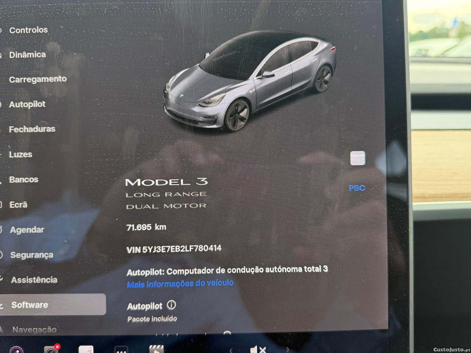 Tesla Model 3 Long-Range Dual Motor AWD — fotografia 14