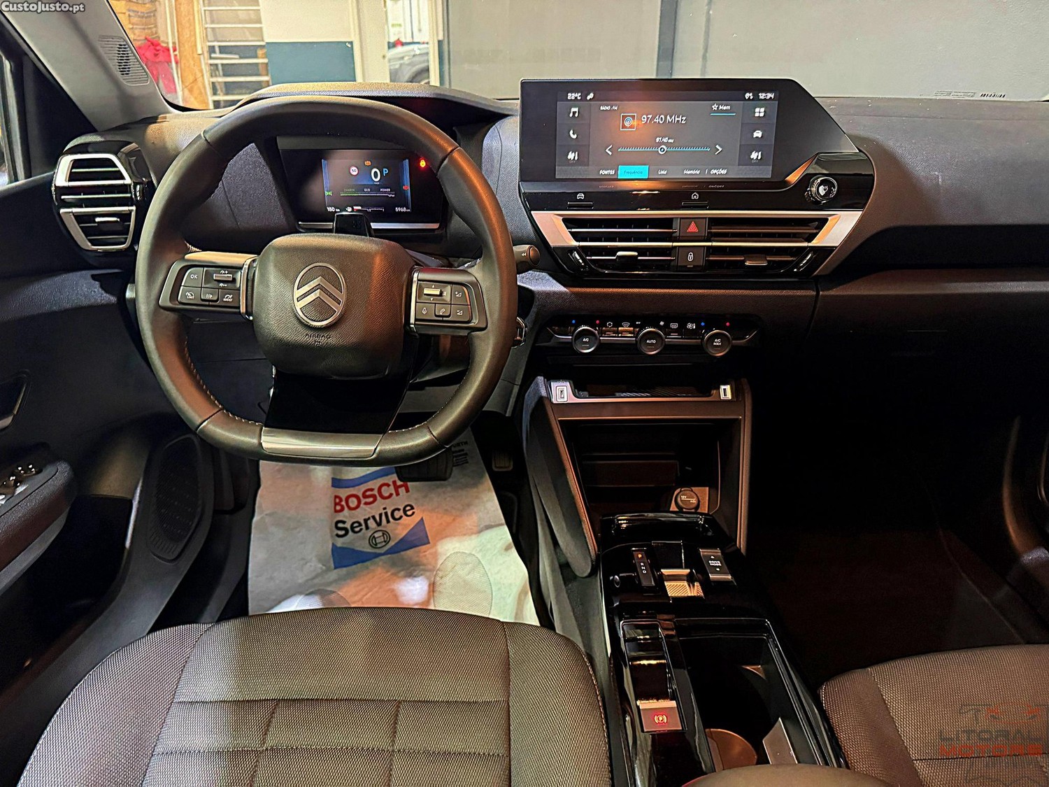 Citroën C4 1.2 Hybrid Plus e-DSC6 — fotografia 7