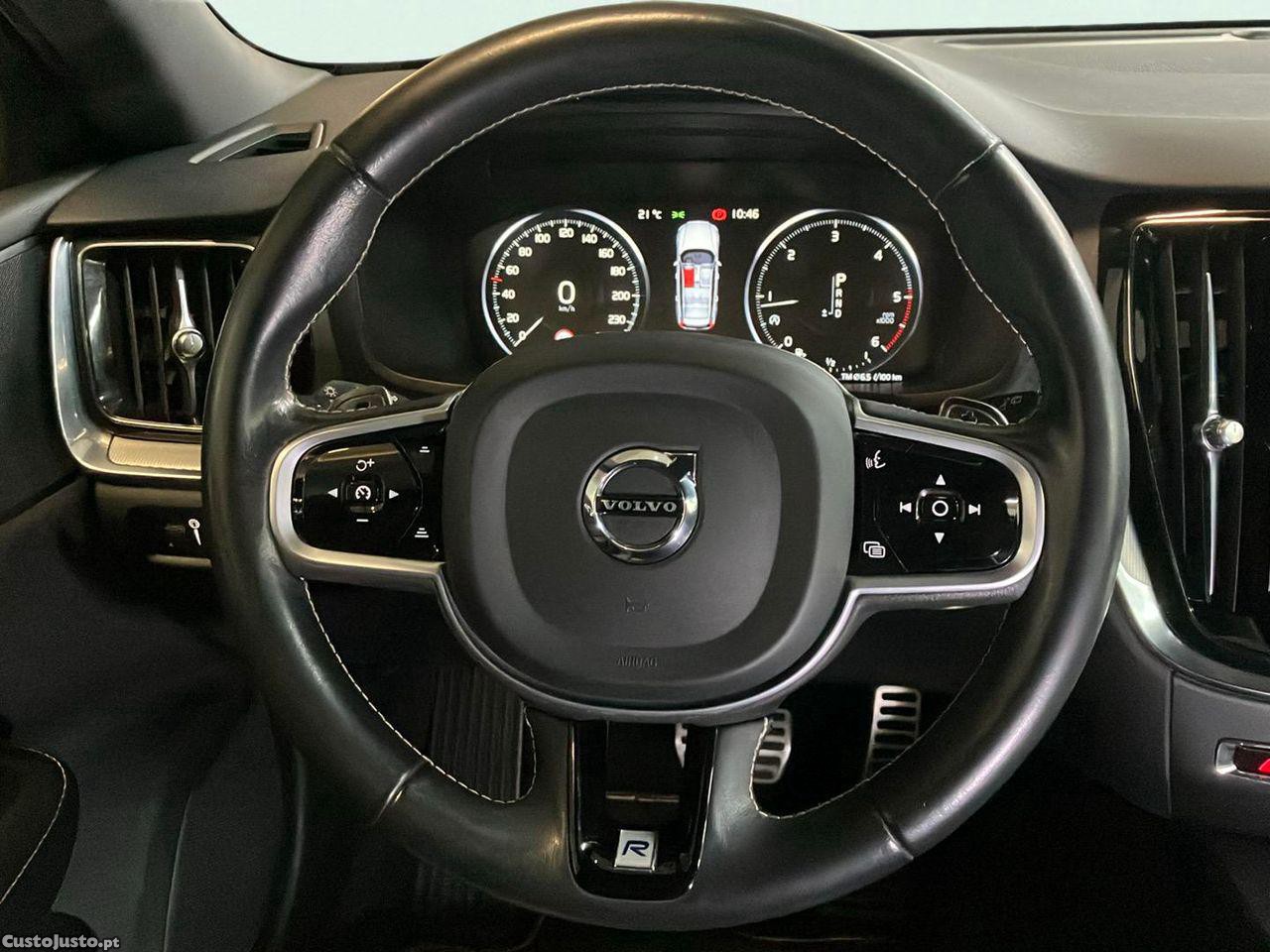 Volvo V60 2.0 D3 R-Design Geartronic — fotografia 13