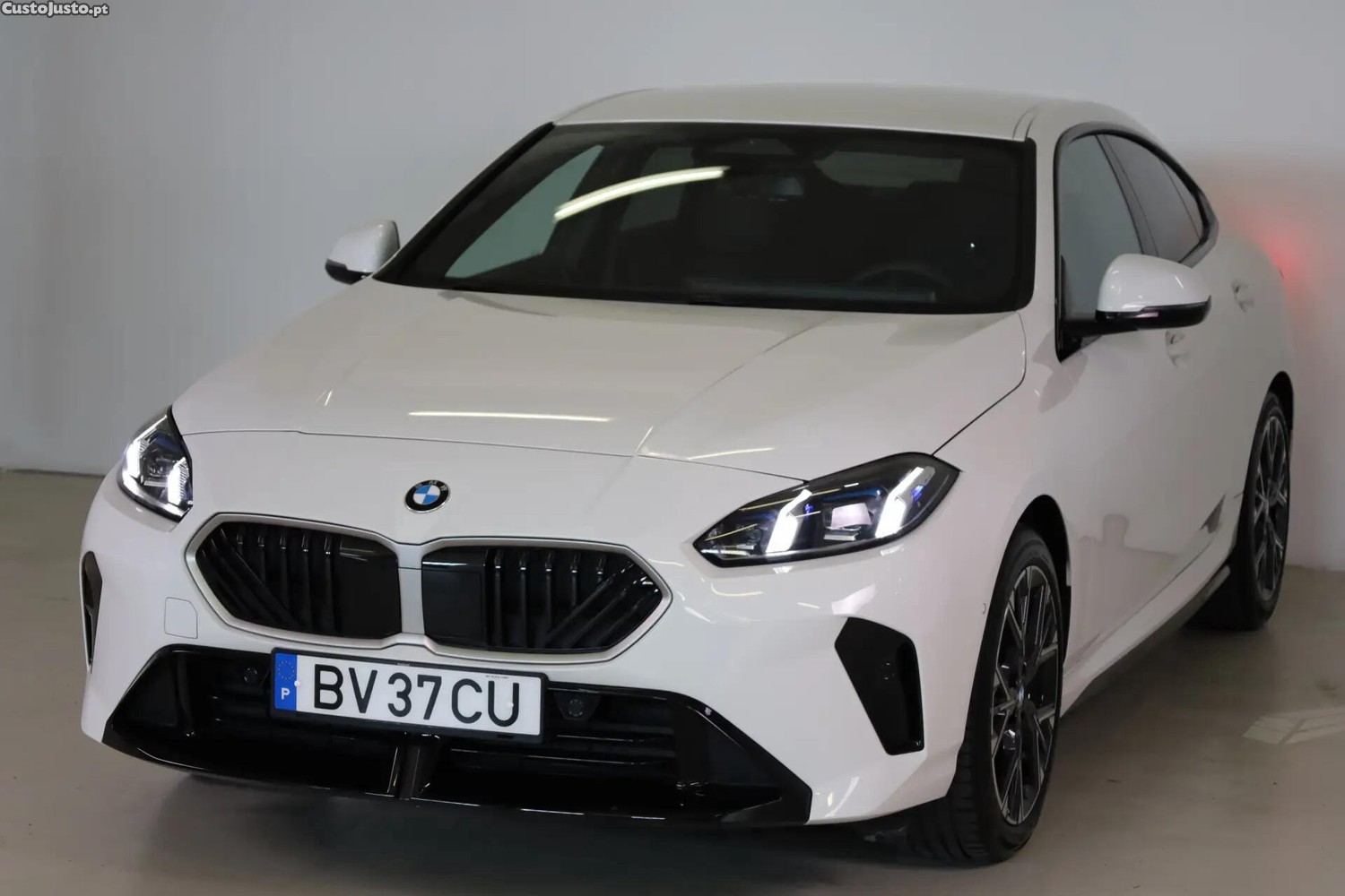 BMW 216 Pack Desportivo M Pro — fotografia 15