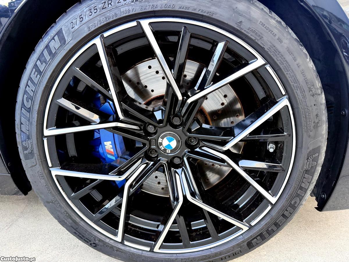 BMW M8 X-Drive Competition Coupe — fotografia 16