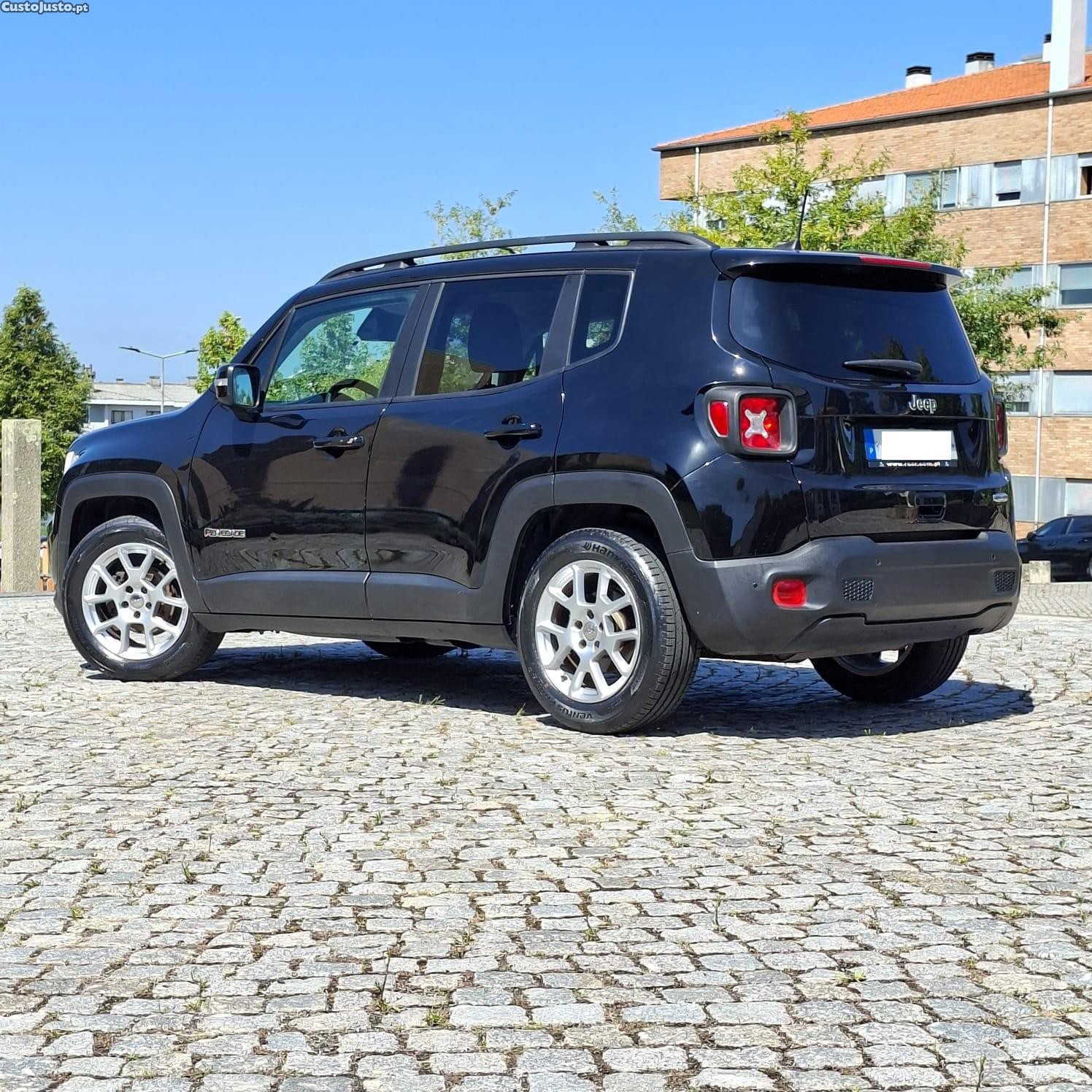 Jeep Renegade 1.0 T Longitude — fotografia 23