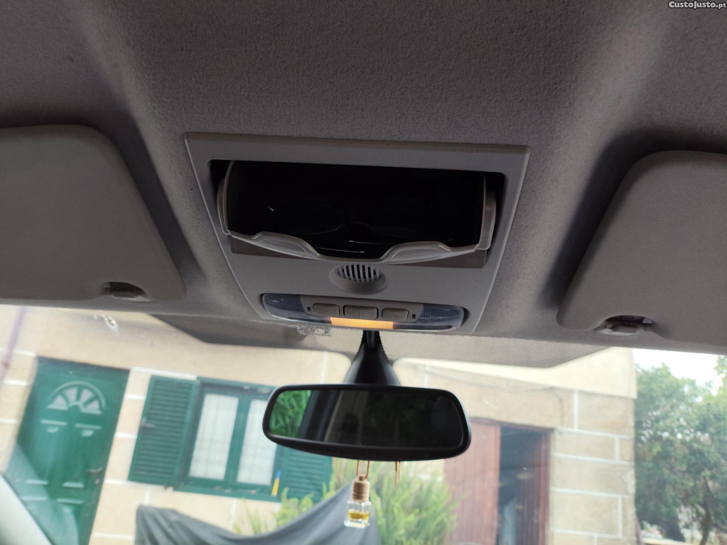 Ford S-Max Titanium — fotografia 3