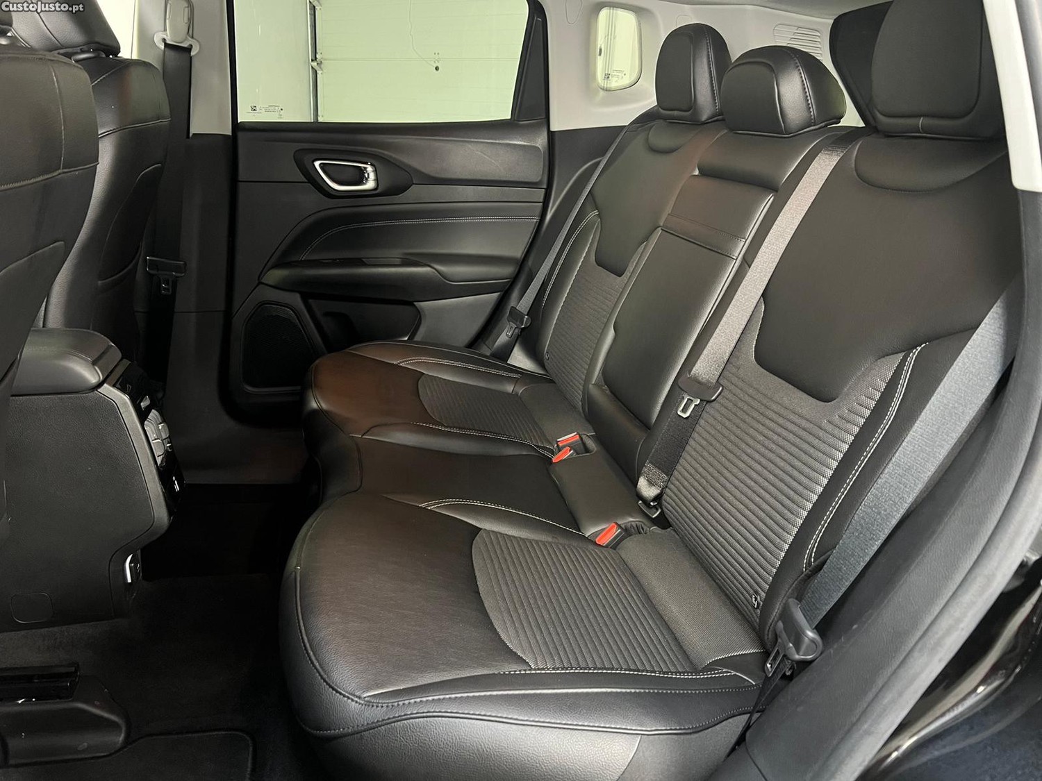 Jeep Compass 1.3 TG Limited — fotografia 15
