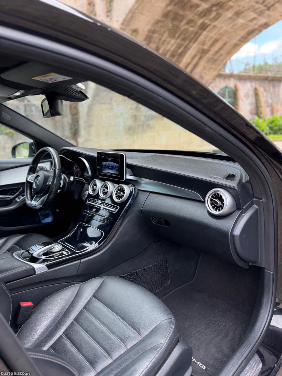 Mercedes-Benz C 220 d AMG 7G TRONIC-PLUS - 15 foto 5