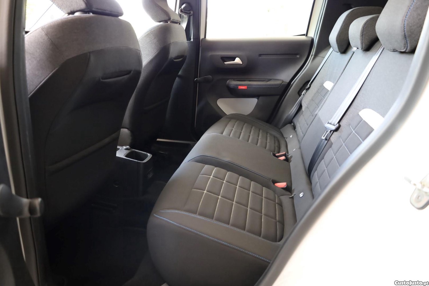 Citroën C3 1.2 Turbo Plus — fotografia 6