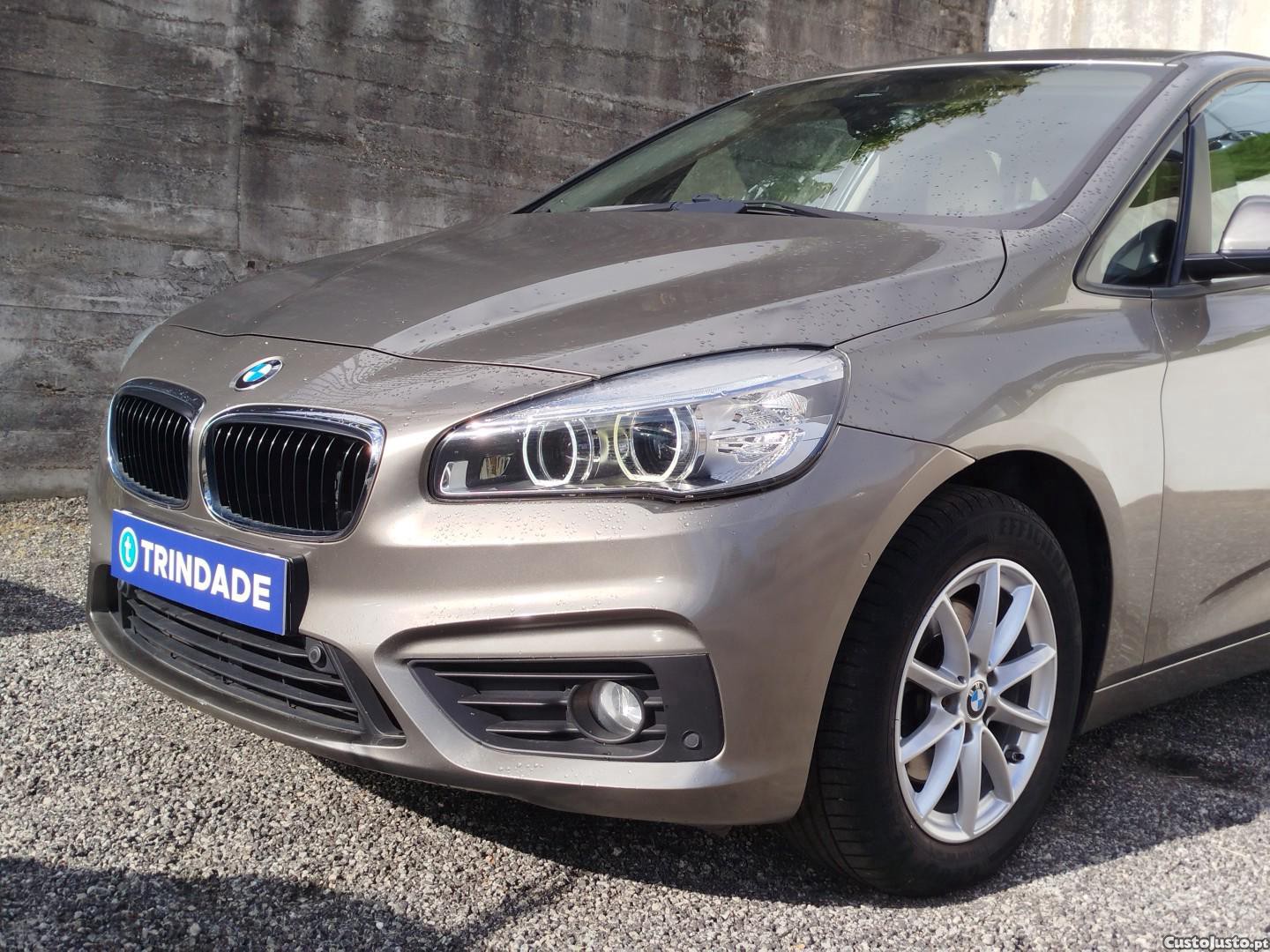 BMW 216 Active Tourer d Luxury Line — fotografia 7