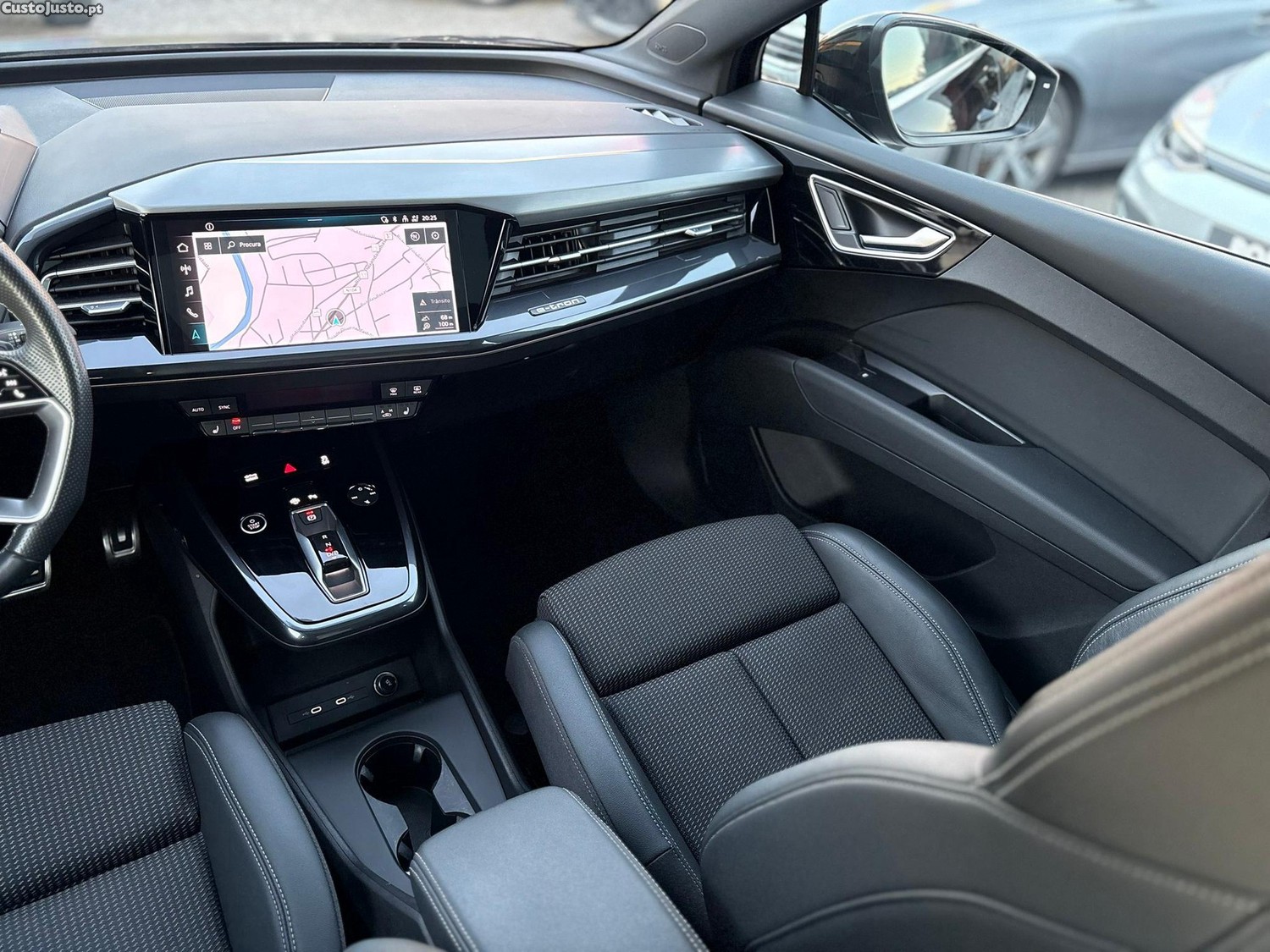Audi Q4 Sportback e-tron 40 82 kWH — fotografia 9