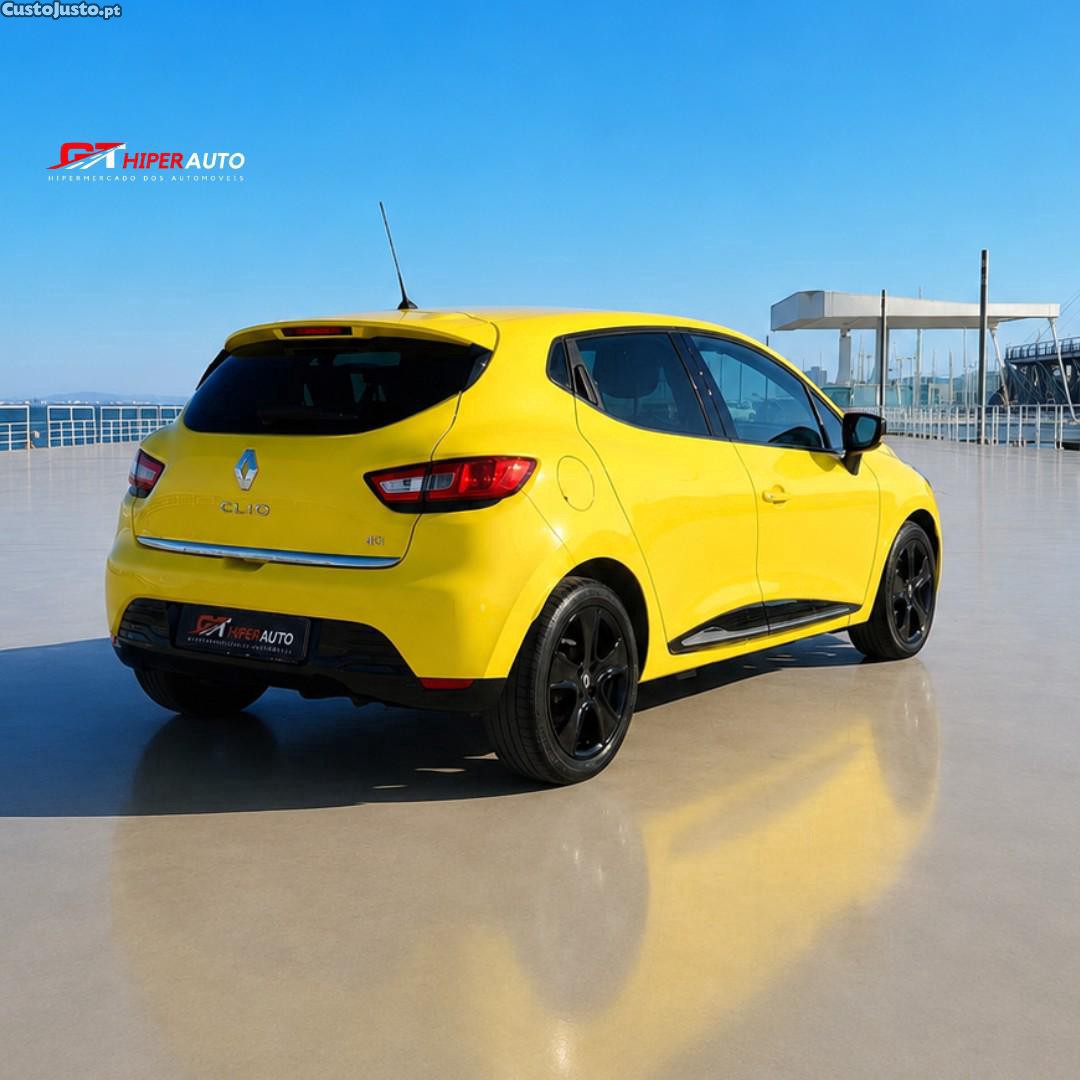 Renault Clio 1.5 dCi Confort — fotografia 10