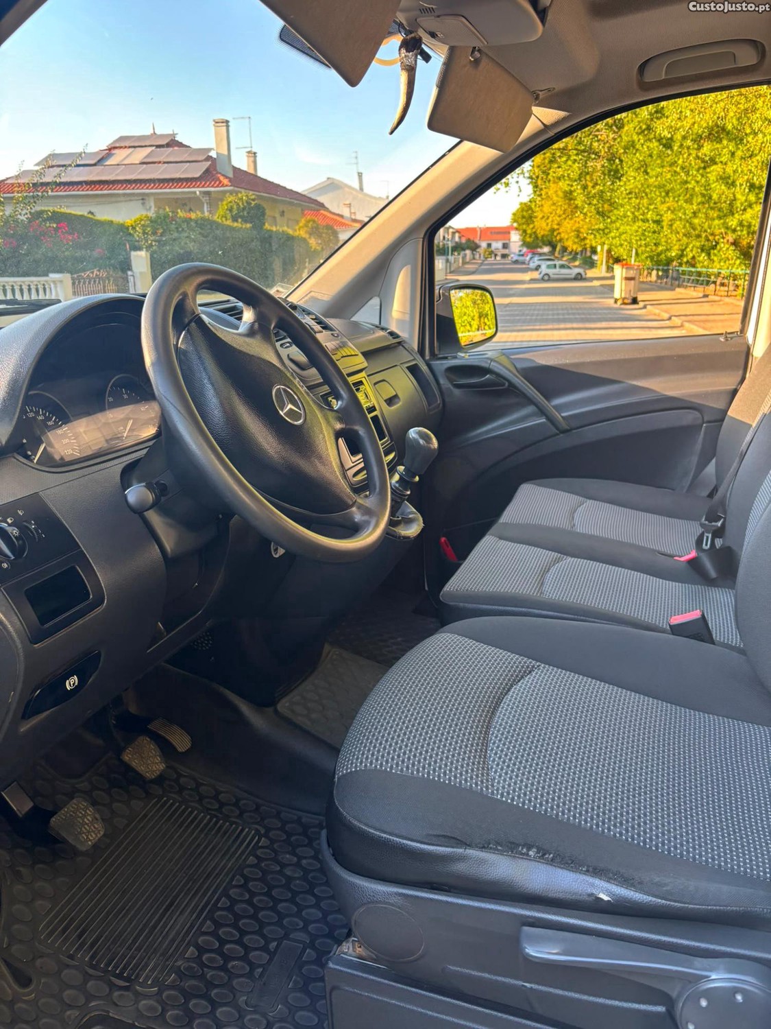 Mercedes-Benz Vito 113 — fotografia 4