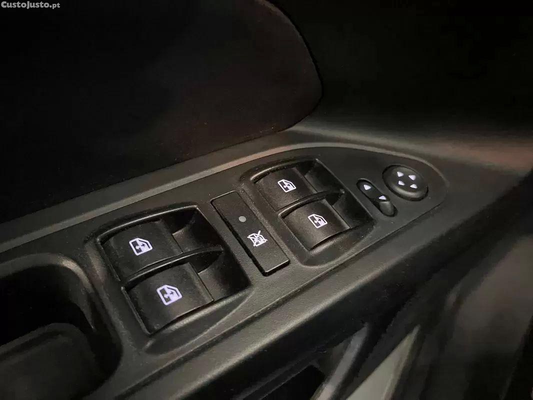 Fiat Tipo 1.3 multijet city life — fotografia 2