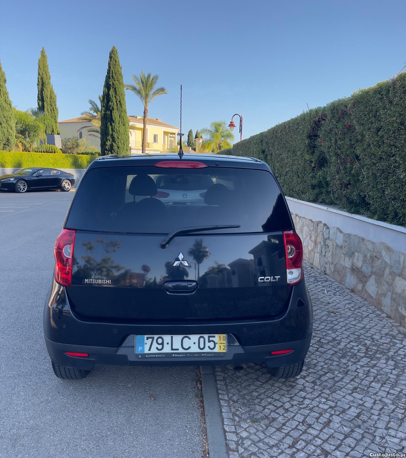 Mitsubishi Colt Automático — fotografia 6