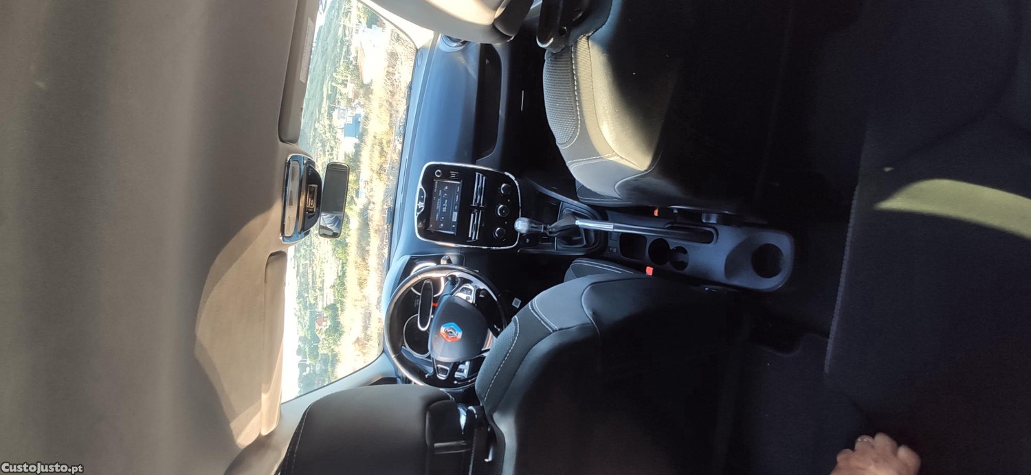 Renault Clio Carrinha — fotografia 3