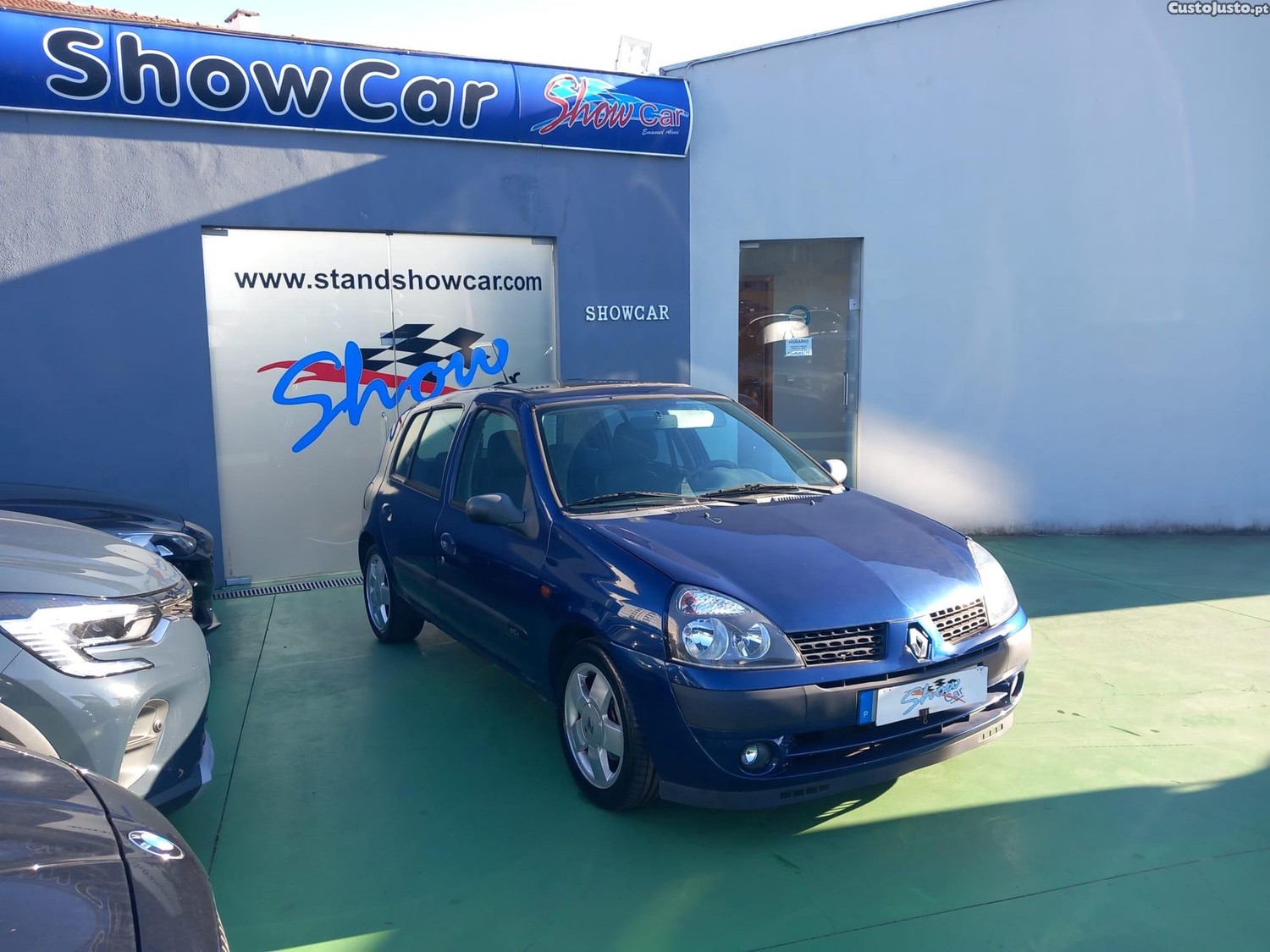 Renault Clio 1.5 dCi Confort — fotografia 19