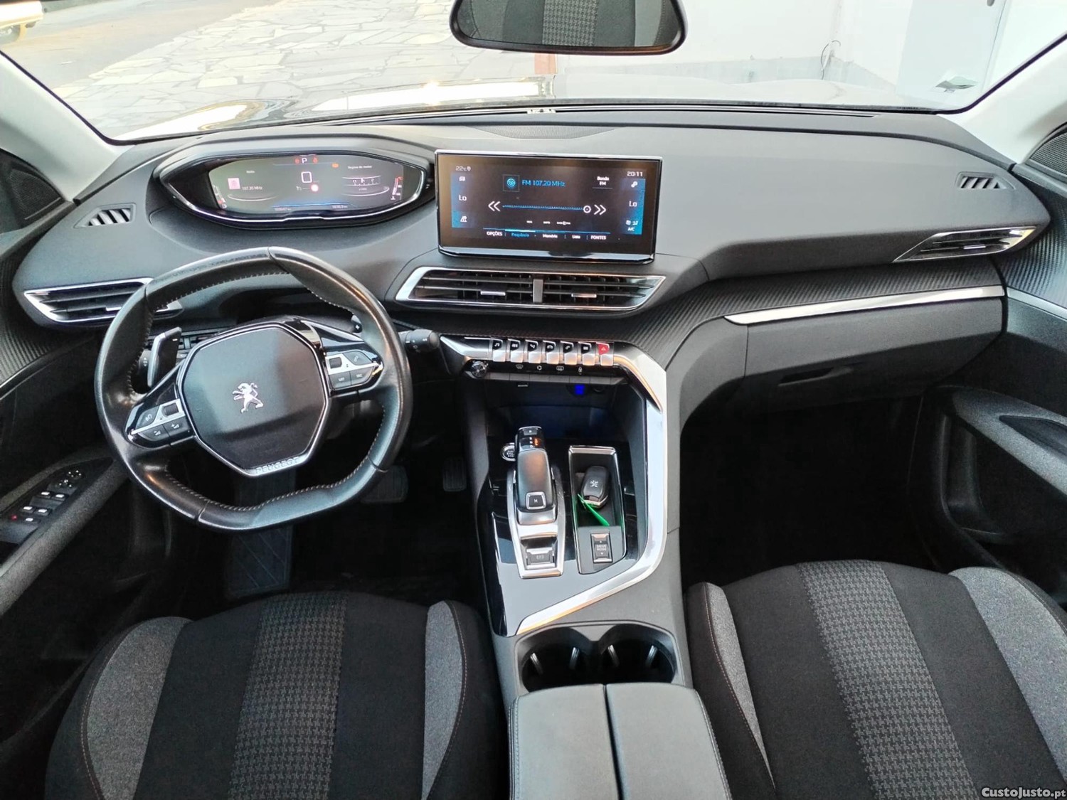 Peugeot 3008 1.5 BlueHDi Automática — fotografia 7