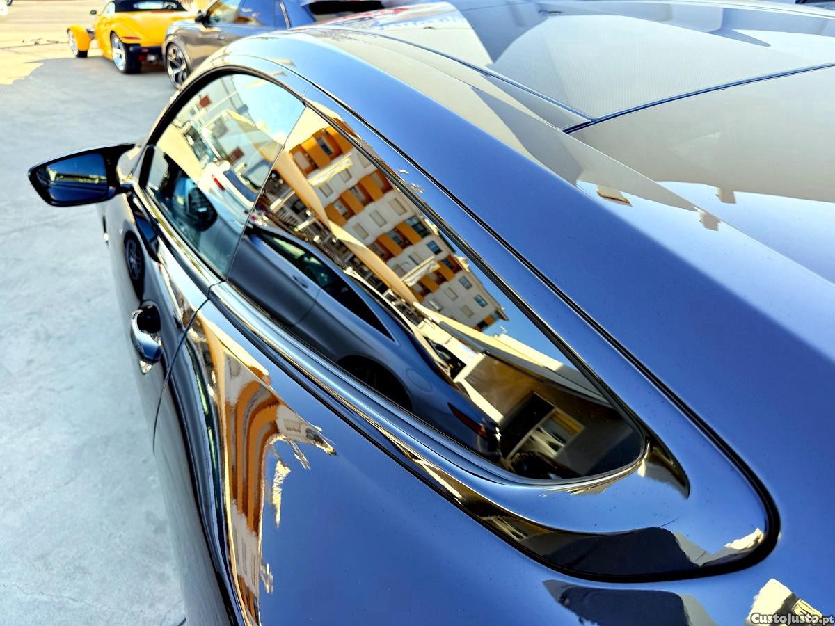 BMW M8 X-Drive Competition Coupe — fotografia 10