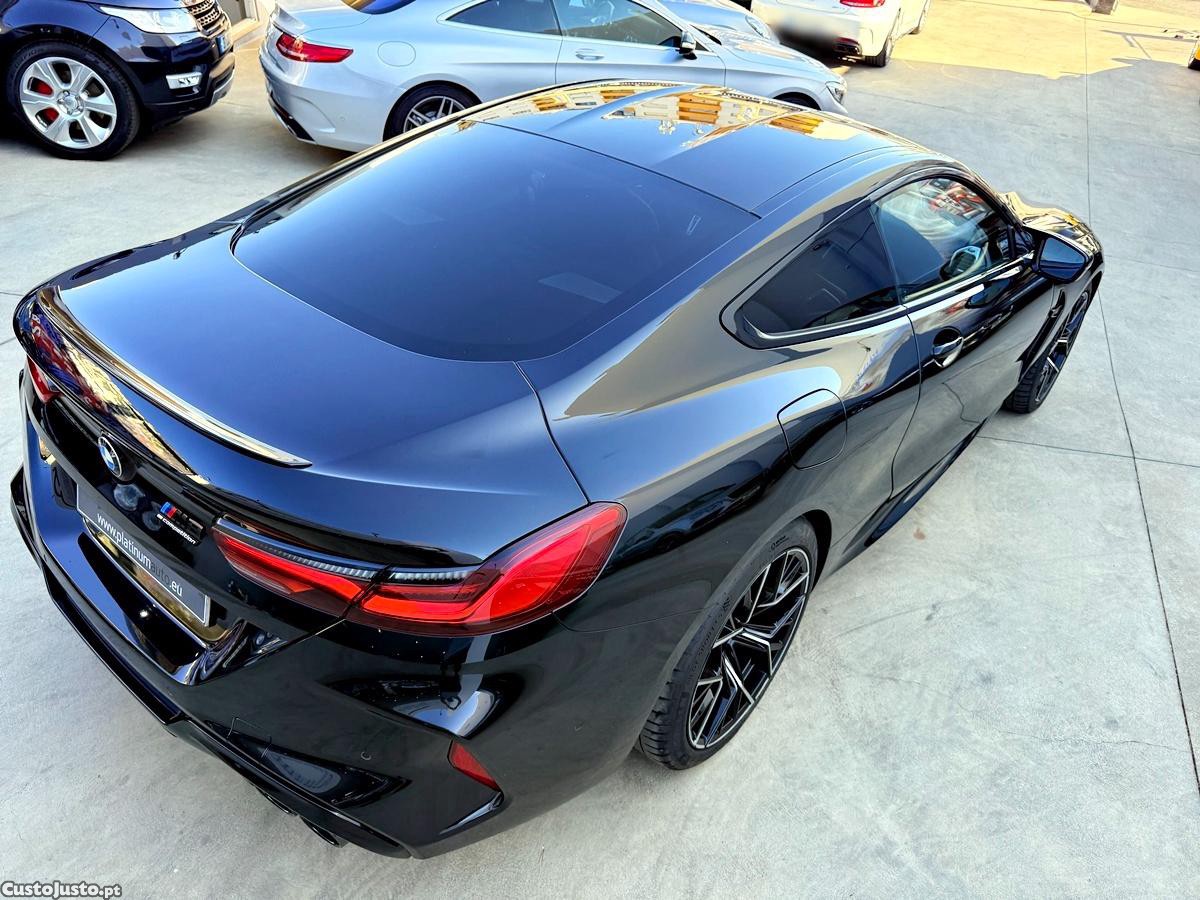 BMW M8 X-Drive Competition Coupe — fotografia 13