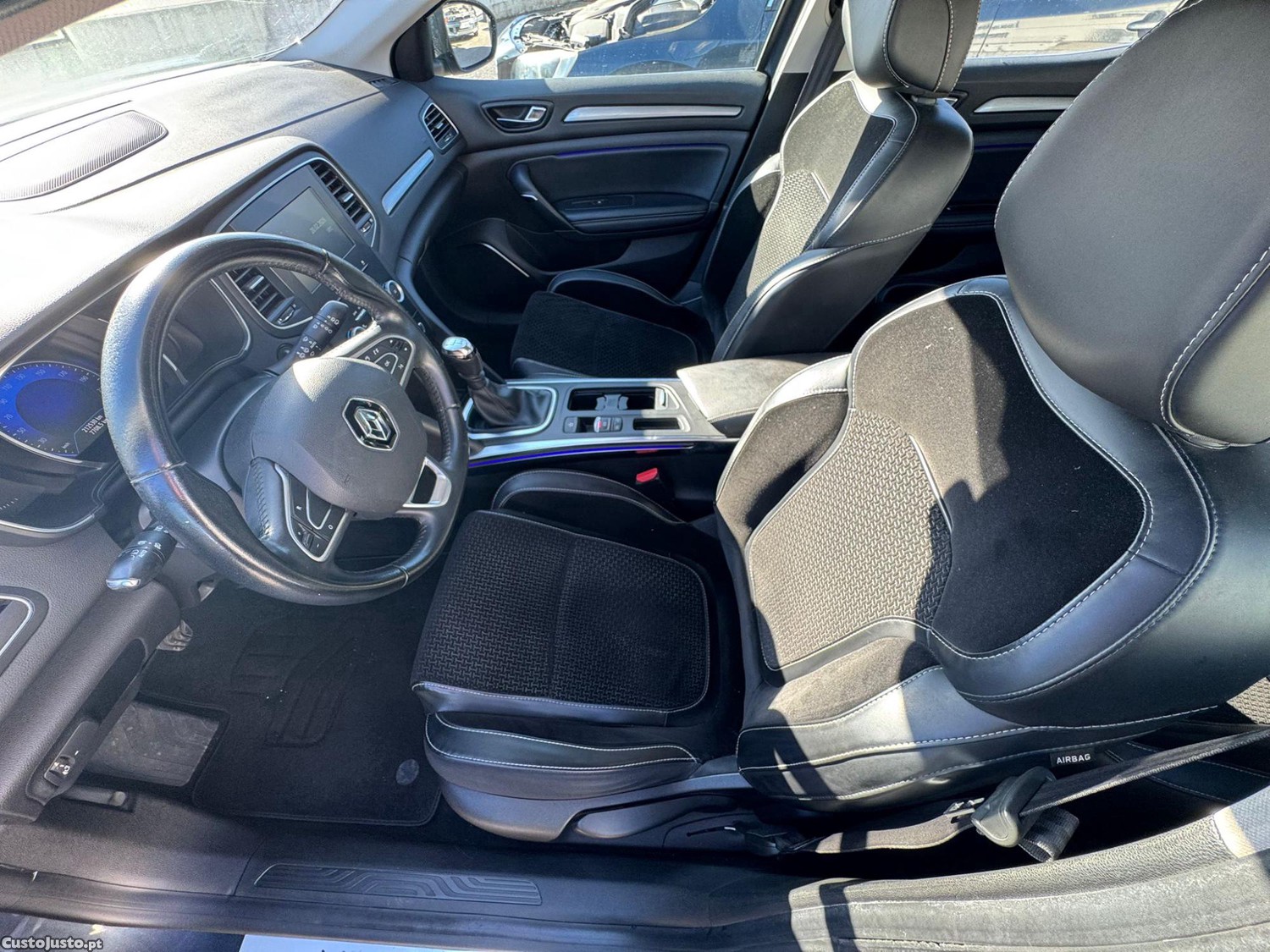 Renault Mégane 1.5 DCI — fotografia 4