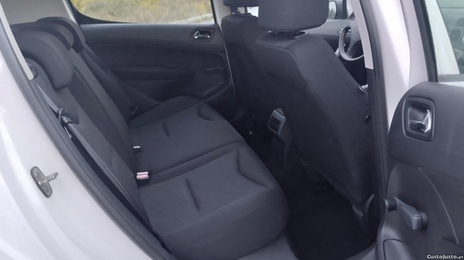 Peugeot 308 1.6 HDi — photo 5