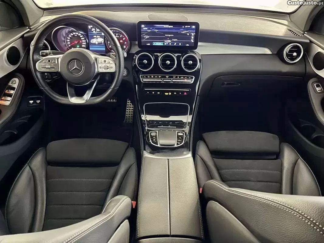 Mercedes-Benz GLC 300 E coupé 4matic — fotografia 30
