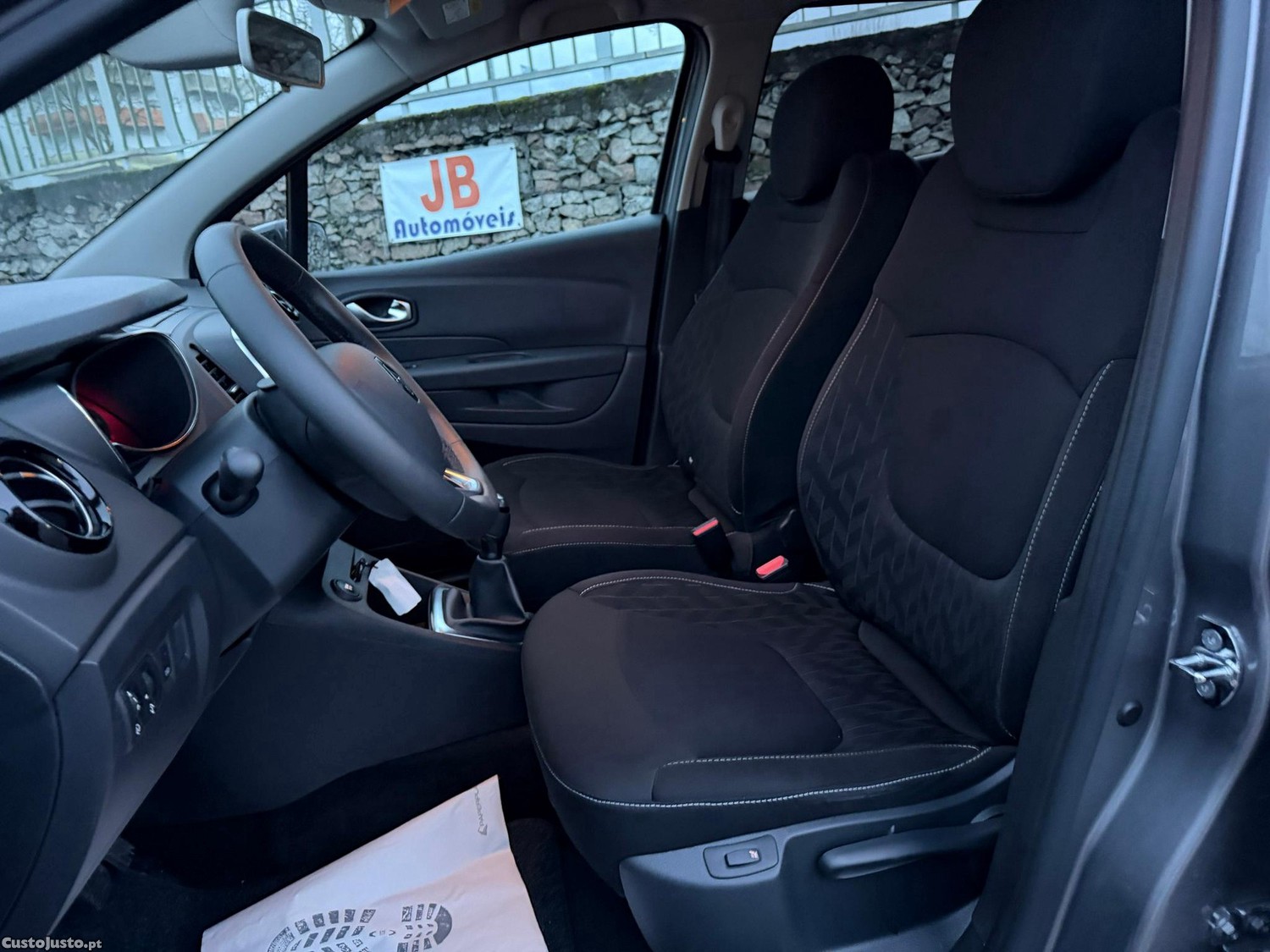 Renault Captur 0.9 TCE Exclusive — fotografia 6