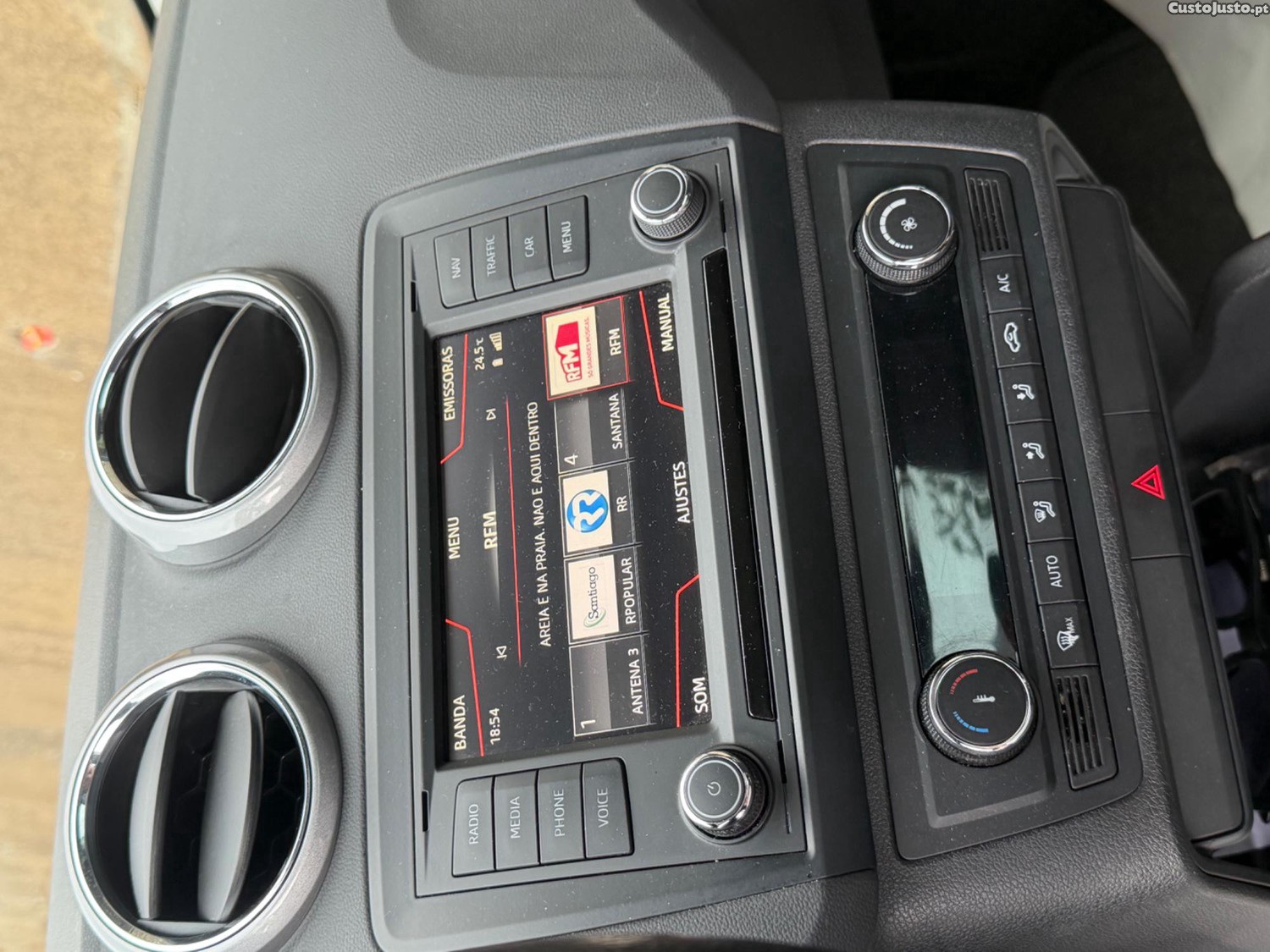 SEAT Ibiza 1.4 Tdi FR — fotografia 5