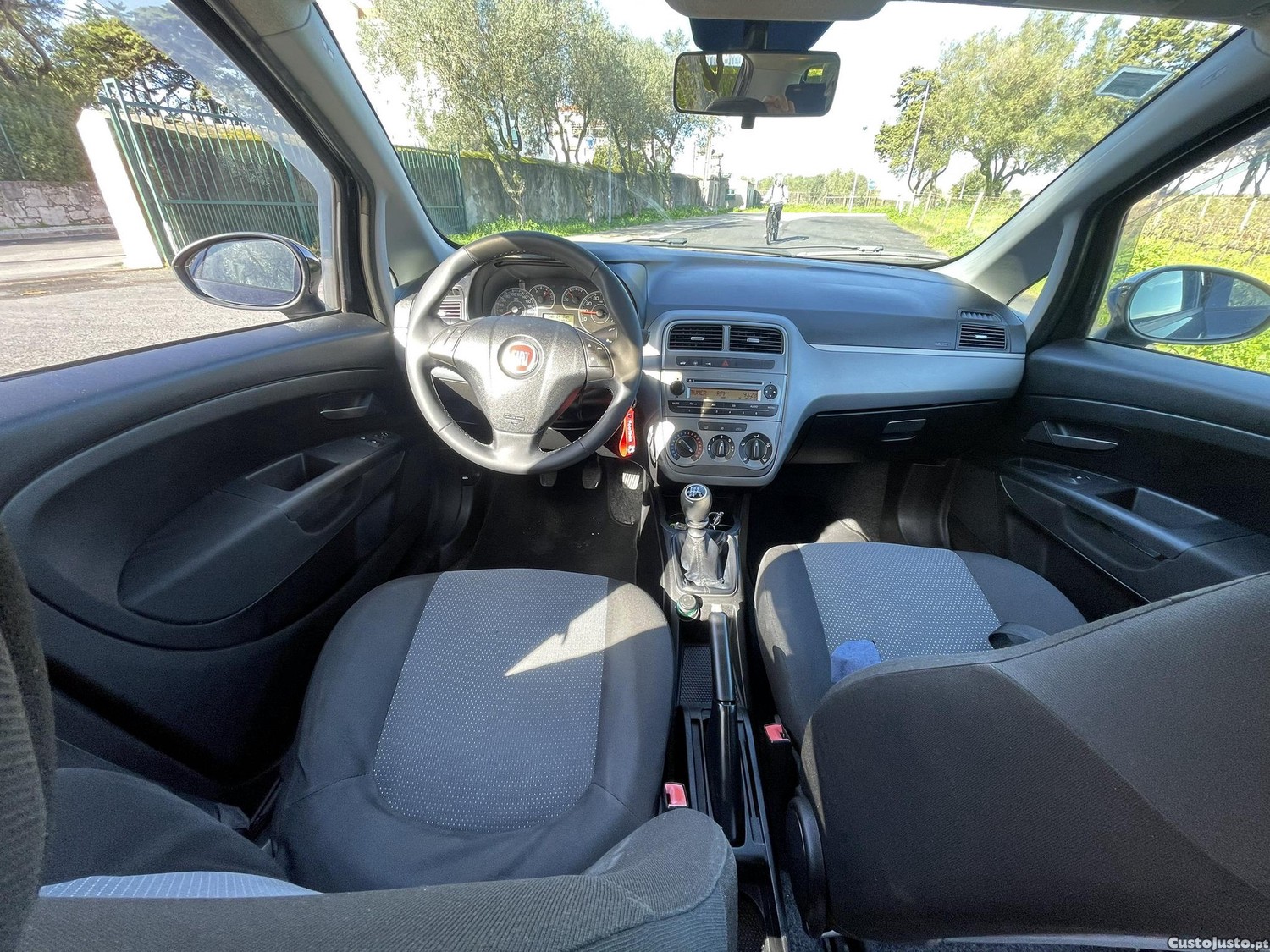 Fiat Grande Punto 1.2 gasolina — fotografia 5