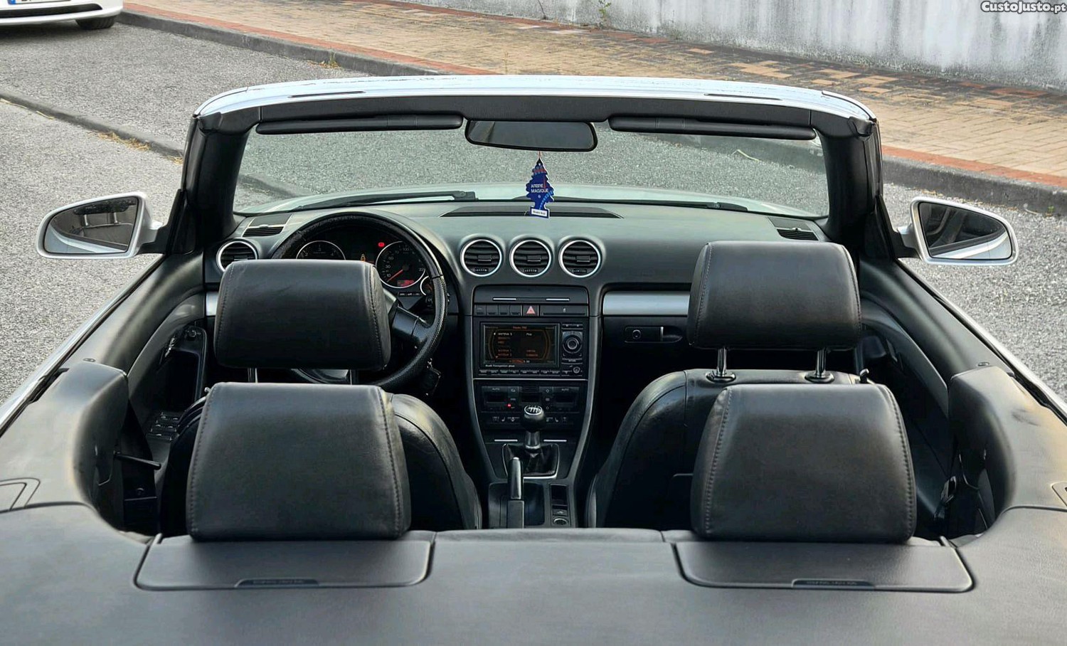Audi A4 2.0 tdi cabrio quattro — fotografia 4