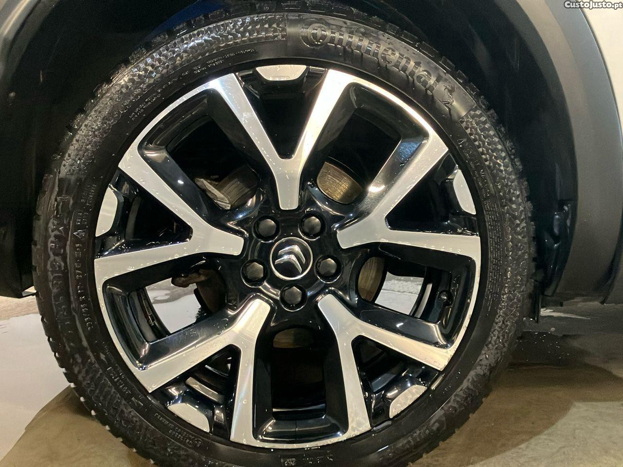 Citroën C5 Aircross 1.6 Hybrid Shine e-EAT8 — fotografia 19
