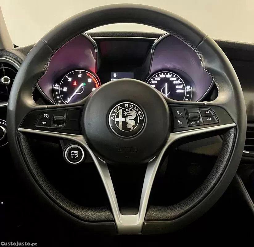 Alfa Romeo Giulia 2.2 d — fotografia 19