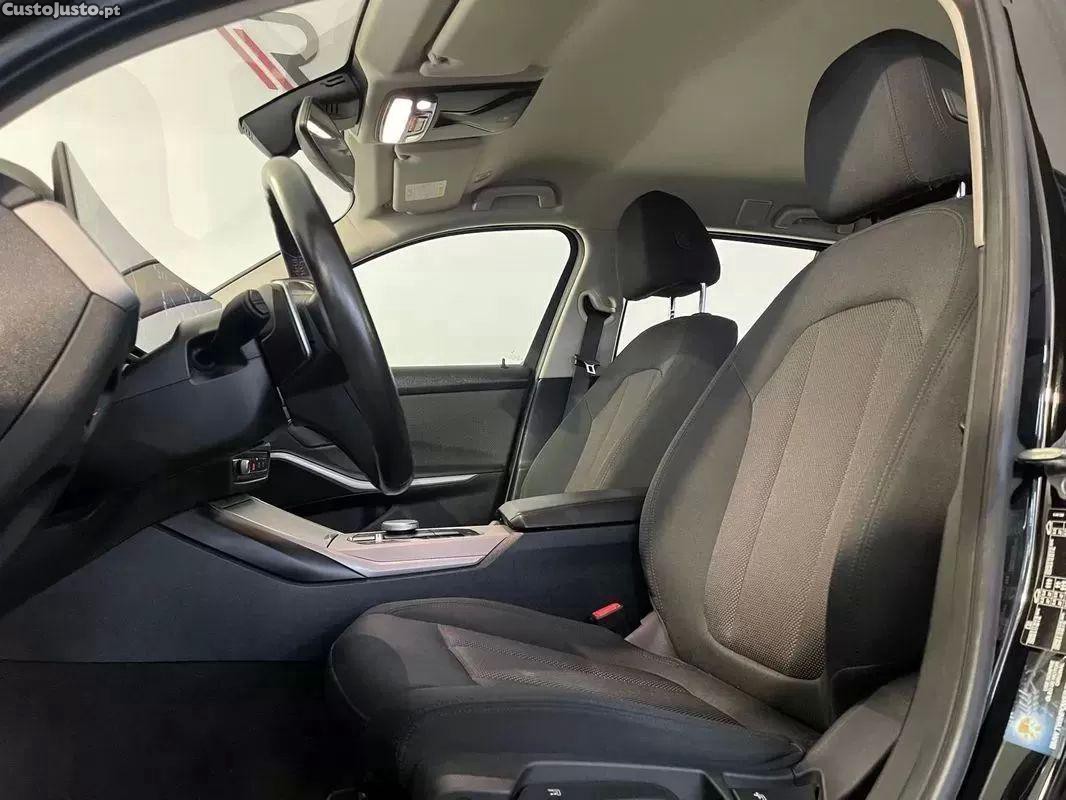 BMW 318 D auto — fotografia 23