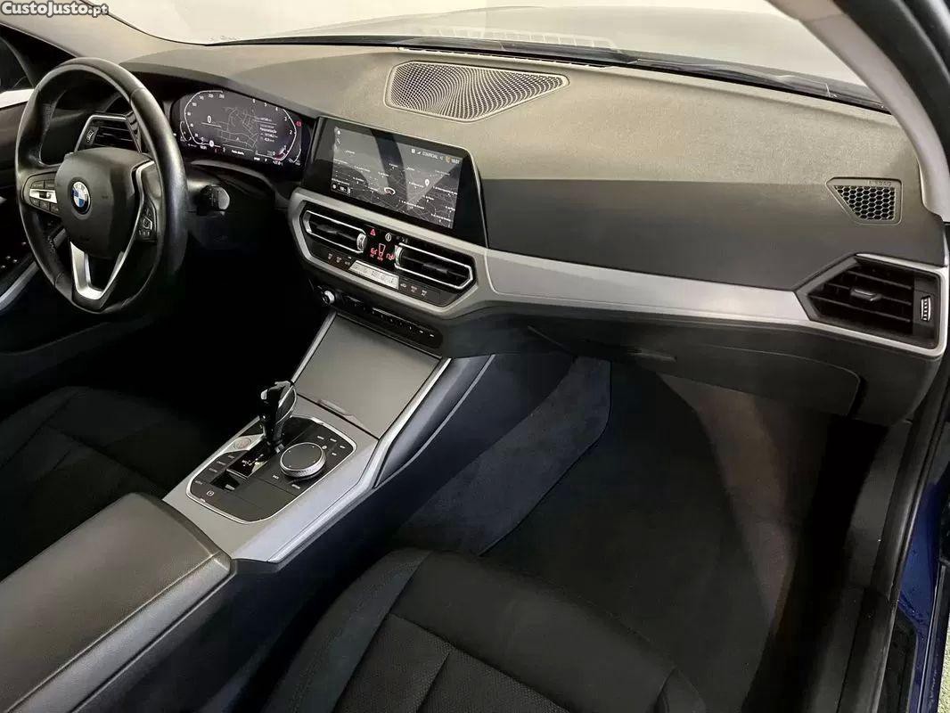 BMW 318 D auto — fotografia 30