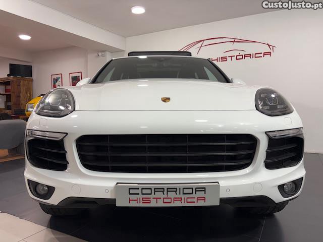 Porsche Cayenne S E-Hybrid Plug-in Platinium Edition — fotografia 13