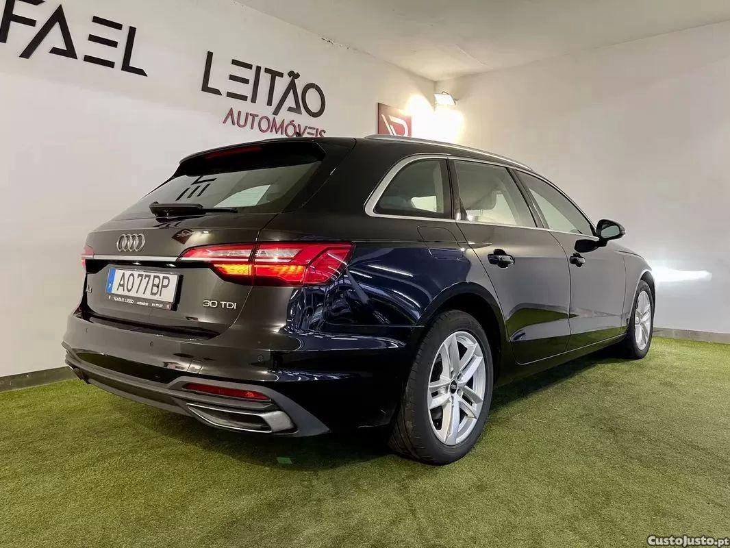 Audi A4 30 tdi advanced s tronic — fotografia 32
