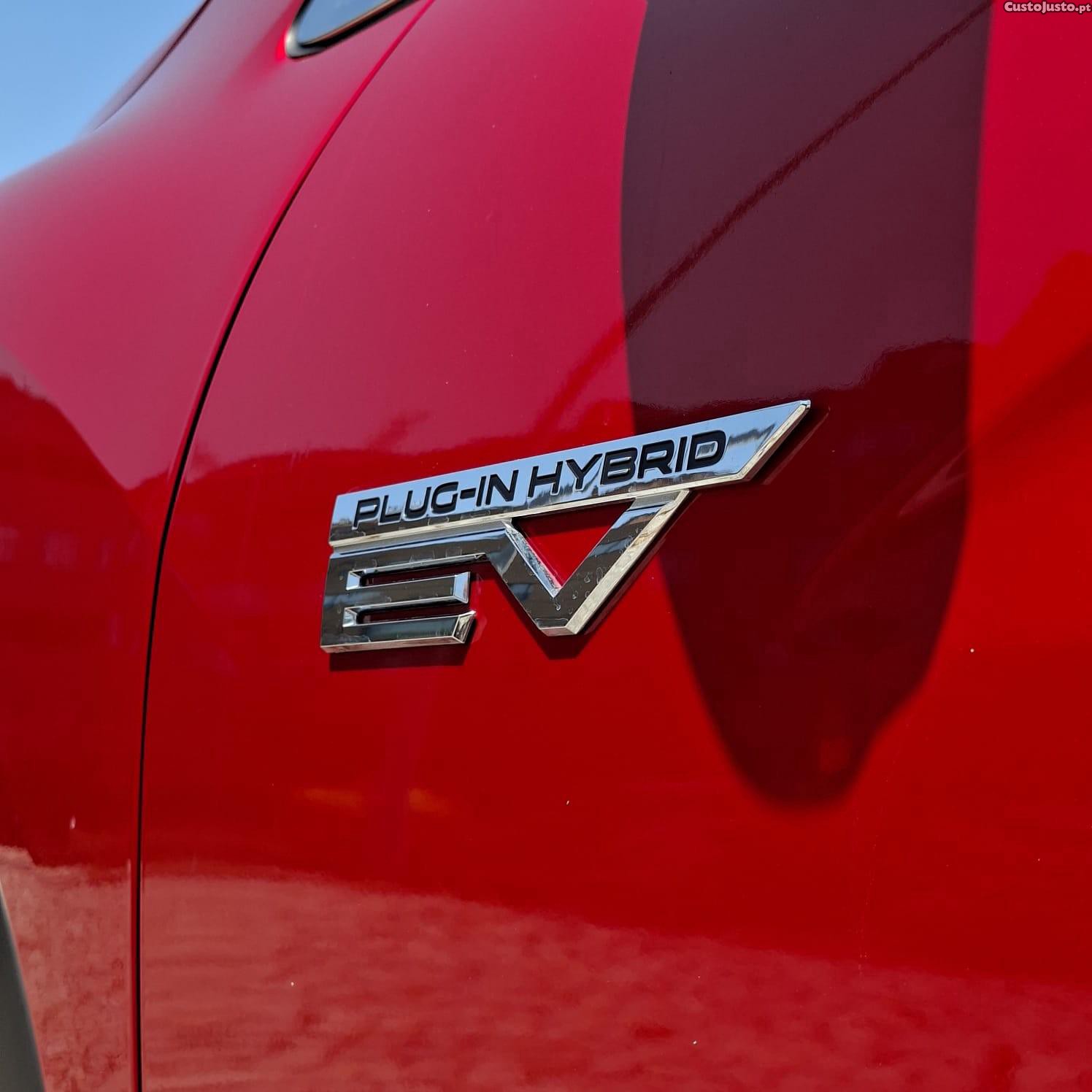 Mitsubishi Eclipse Cross 2.4 PHEV eMotion — fotografia 5