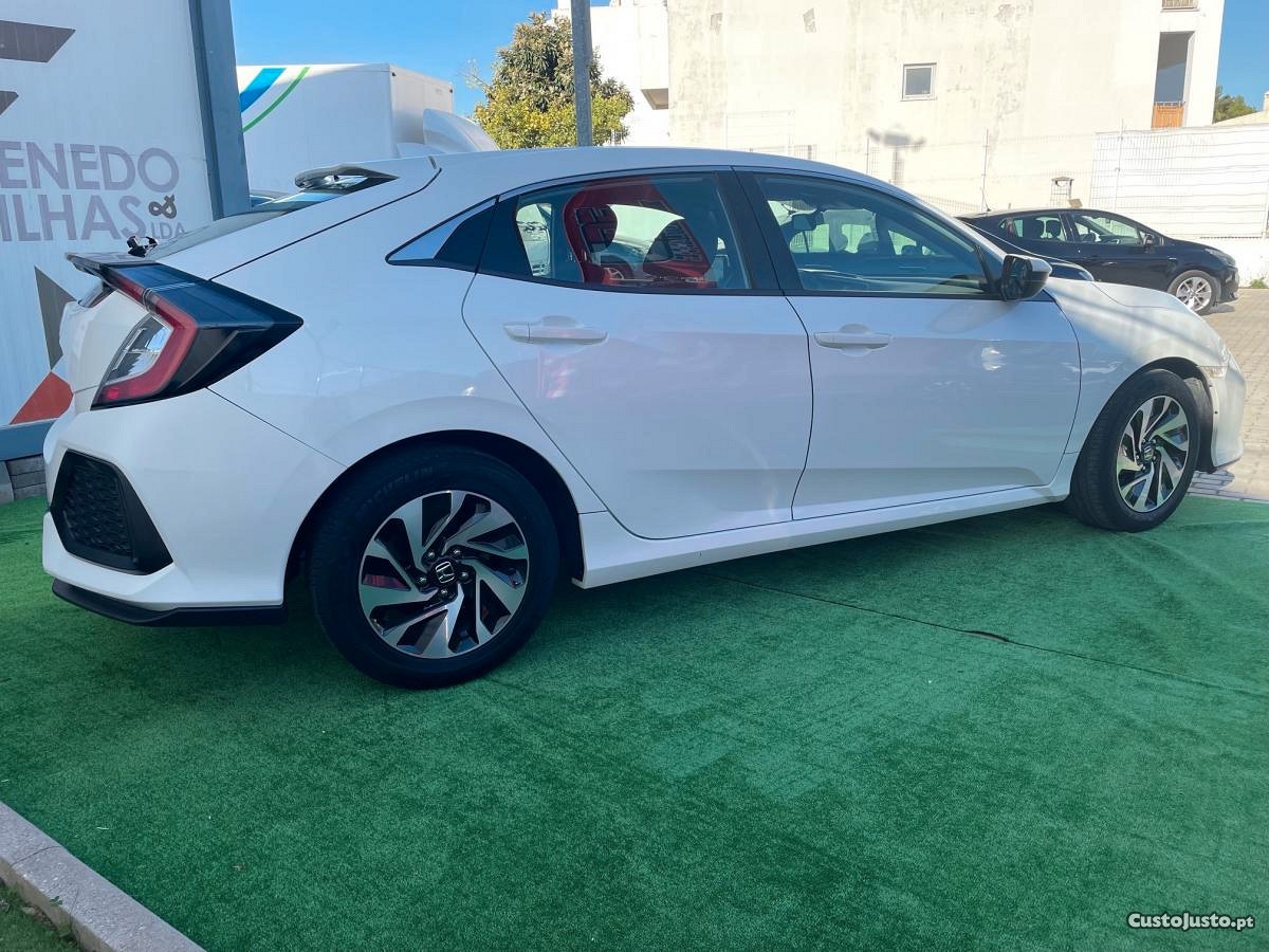 Honda Civic 1.6 i-DTEC Sport - 19 — photo 3