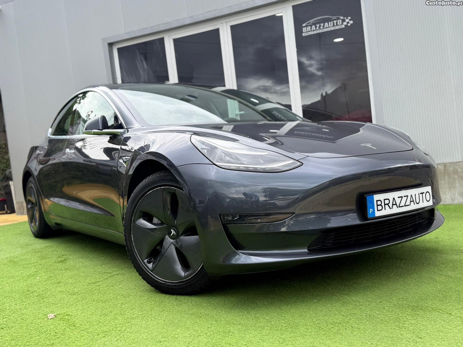Tesla Model 3 Long-Range Dual Motor AWD — fotografia 23