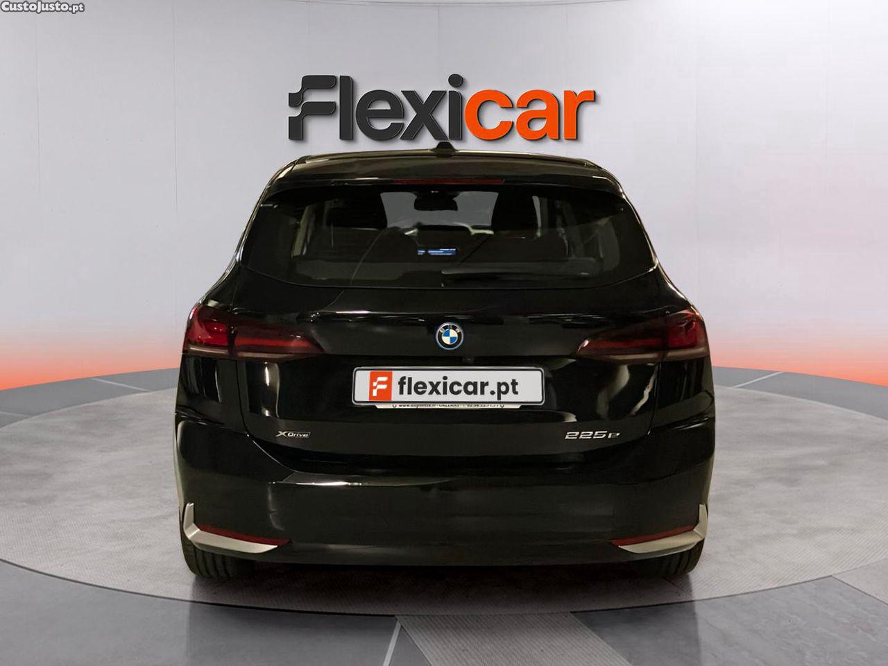 BMW 225 Active Tourer XE e xDrive Line Luxury — fotografia 18