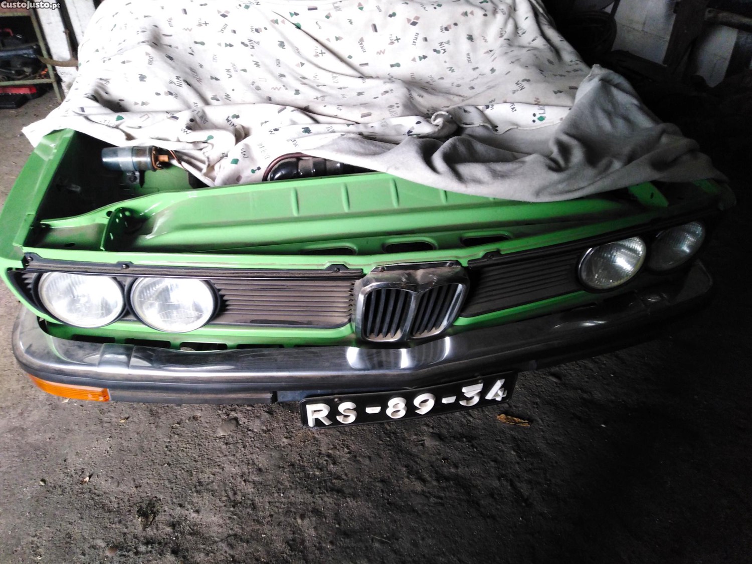 BMW 520 1975 — photo 2