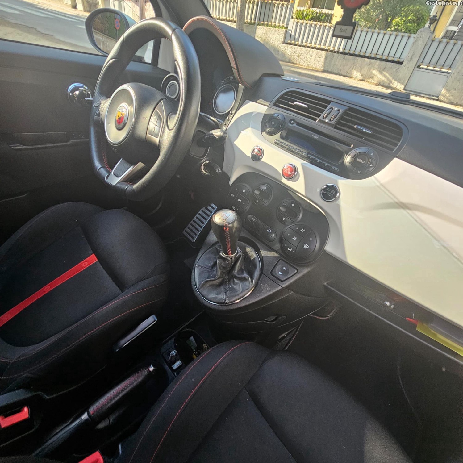 Abarth 500 1.4 T-Jet — photo 4