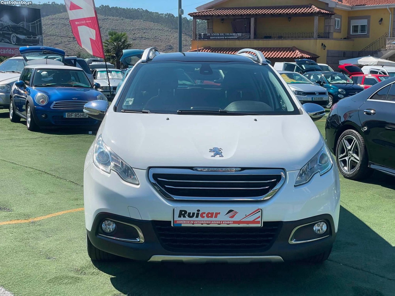 Peugeot 2008 1.6 E-hdi Allure — fotografia 7