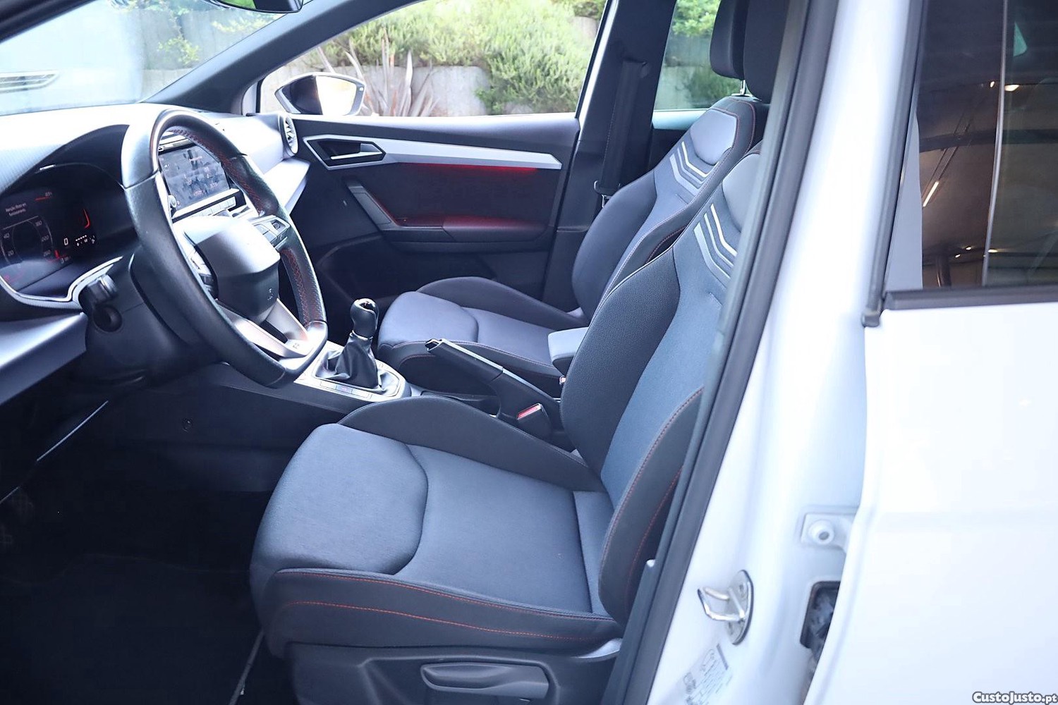 SEAT Ibiza 1.0 TSi FR — fotografia 4