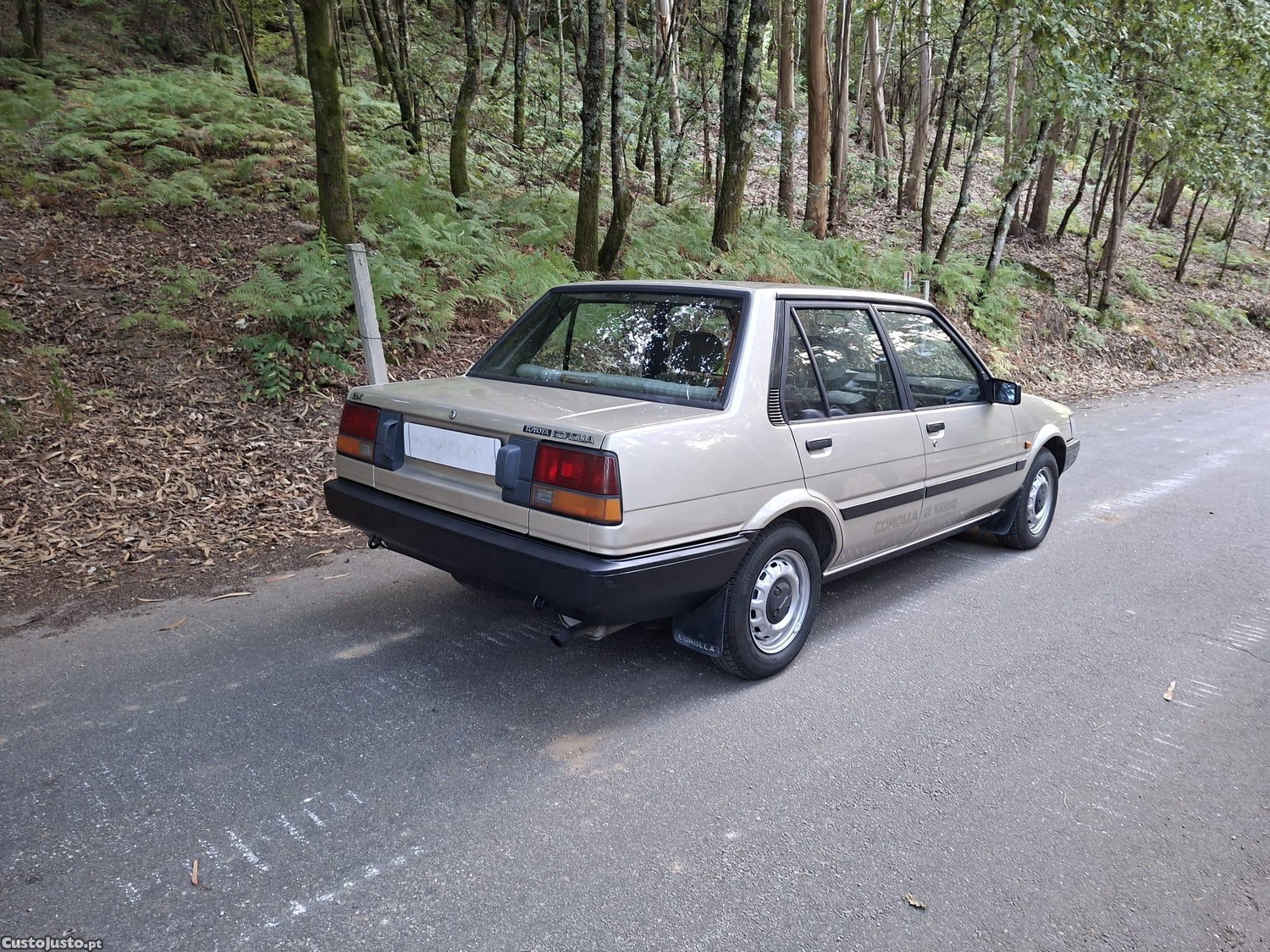 Toyota Corolla 1.4 12V 1982 — fotografia 4
