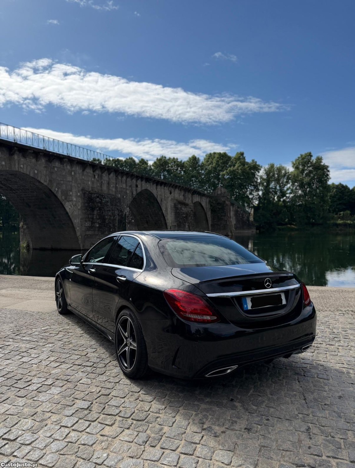Mercedes-Benz C 220 d AMG 7G TRONIC-PLUS - 15 foto 4