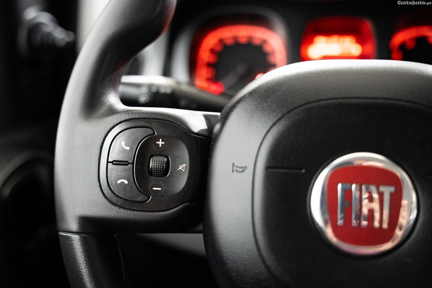 Fiat Panda 1.0 Hybrid City Life — fotografia 10