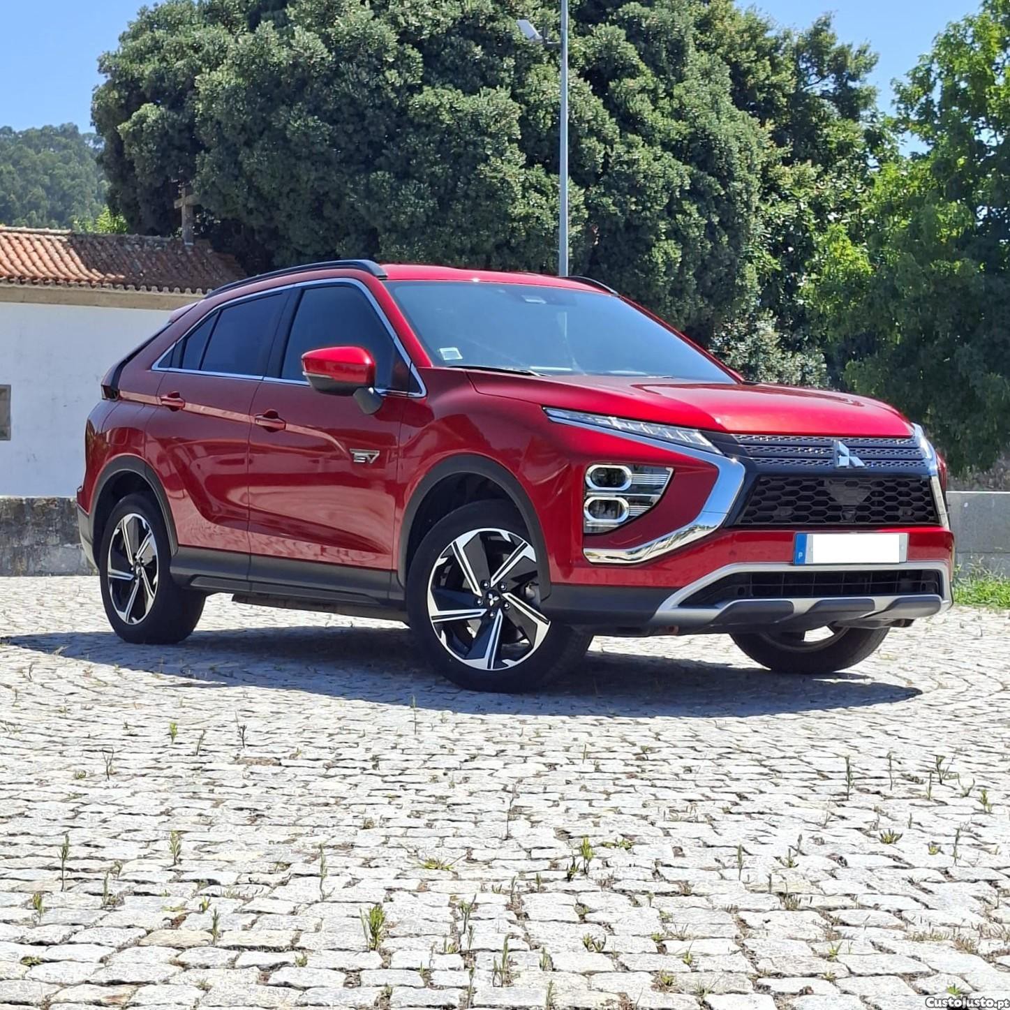Mitsubishi Eclipse Cross 2.4 PHEV eMotion — fotografia 3
